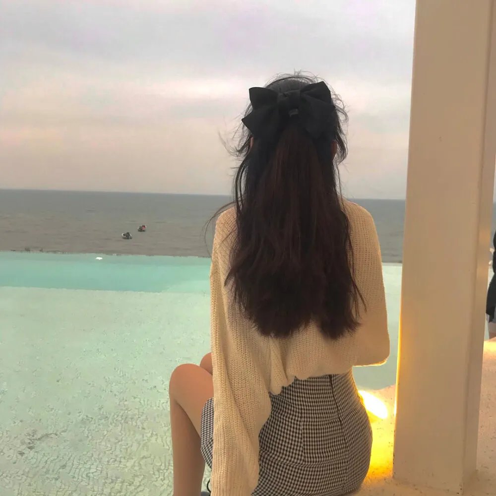 吊桥上的秘密